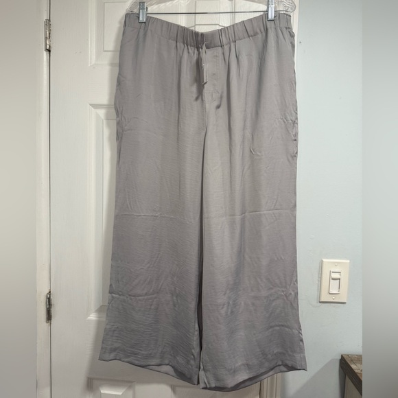 Chico's Gray Ankle Cropped Pants with Drawstring Waist - Picture 2 of 10